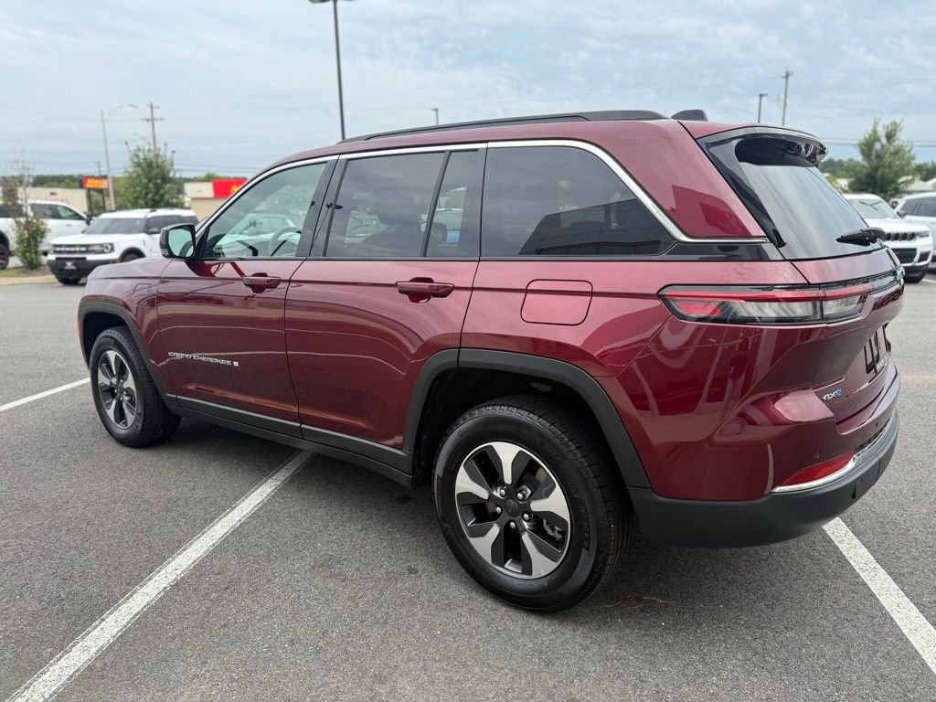 Used 2024 Jeep Grand Cherokee Limited 4xe AWD/4WD image 8