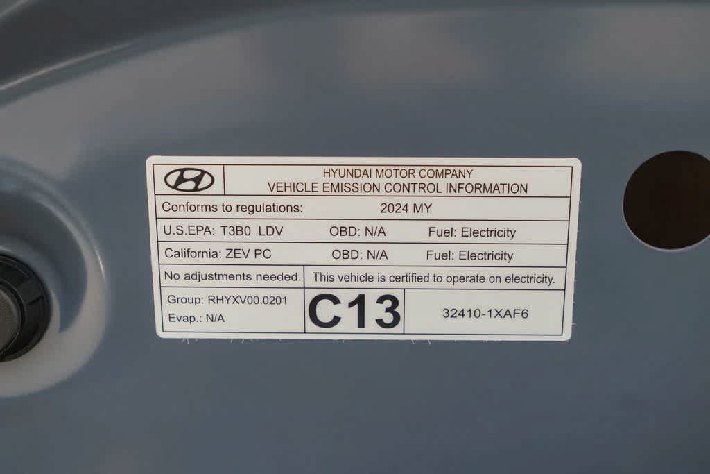 Used 2024 Hyundai Ioniq 6 SEL RWD image 28