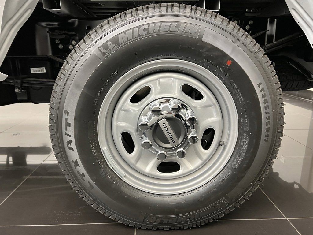 New 2026 Ford F350 XL w/ XL Chrome Package image 7