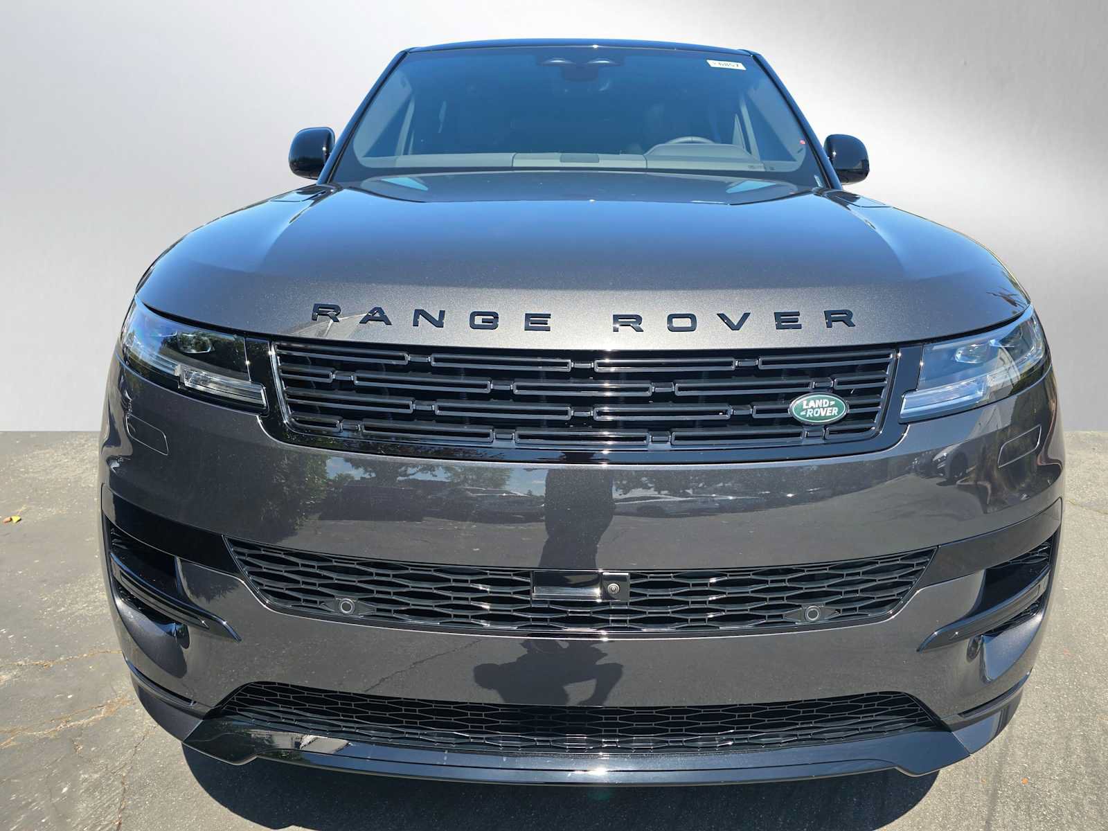 New 2025 Land Rover Range Rover Sport Dynamic SE AWD/4WD image 8