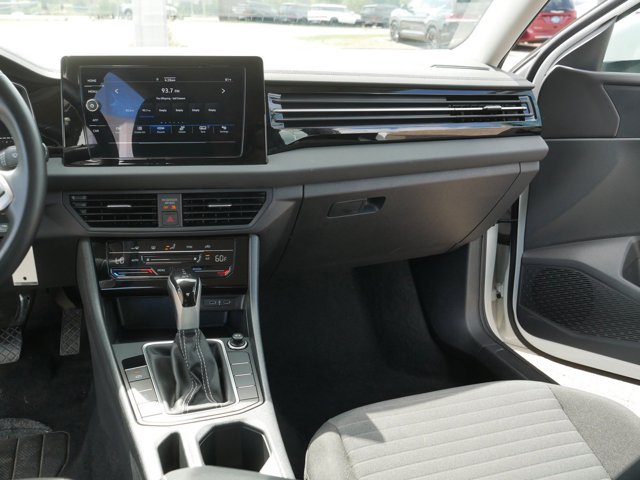 Certified 2025 Volkswagen Jetta S FWD image 23