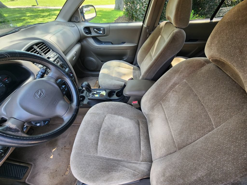 Used 2004 Hyundai Santa Fe GLS FWD image 6