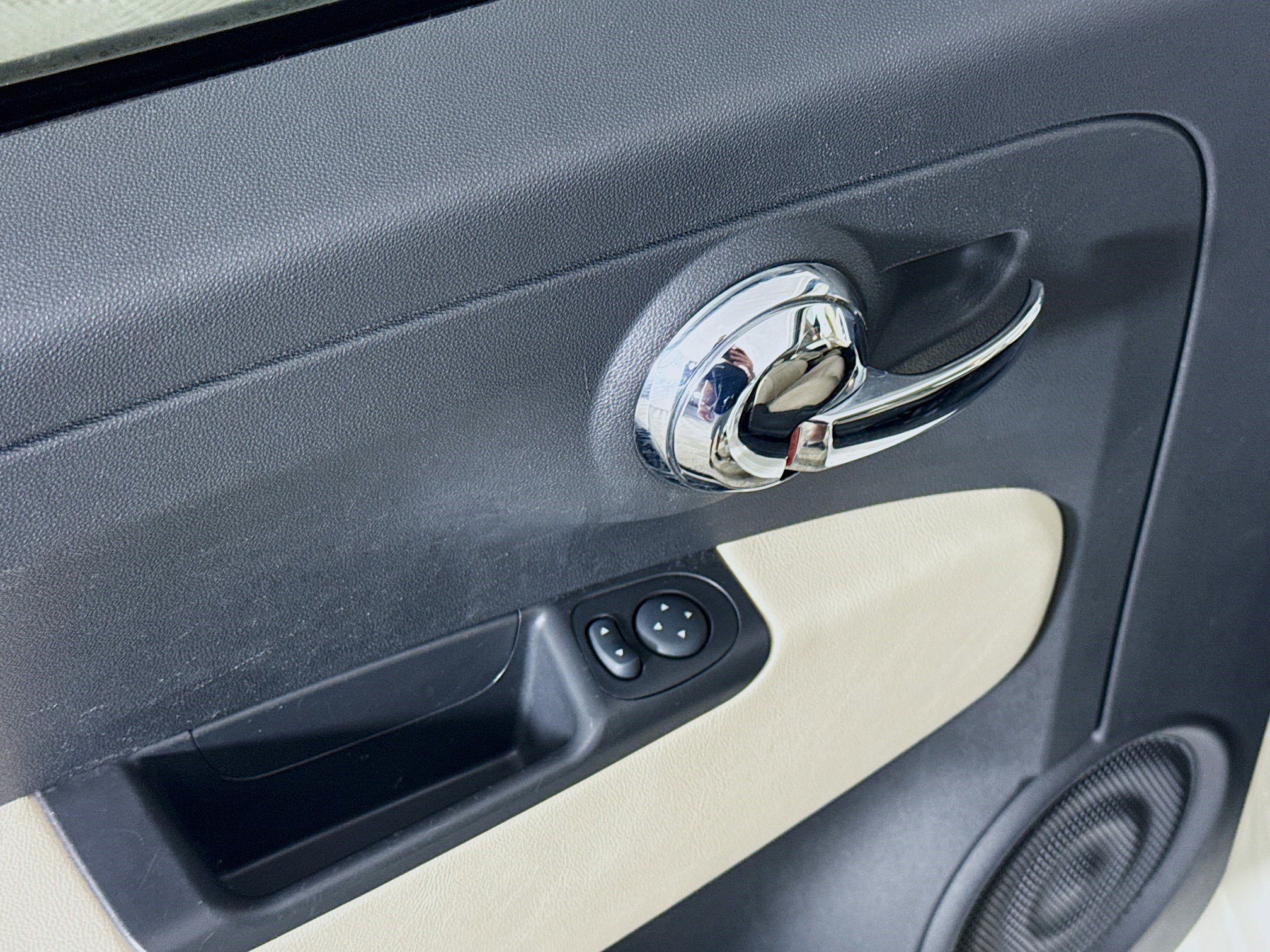 Used 2017 FIAT 500 Lounge image 22