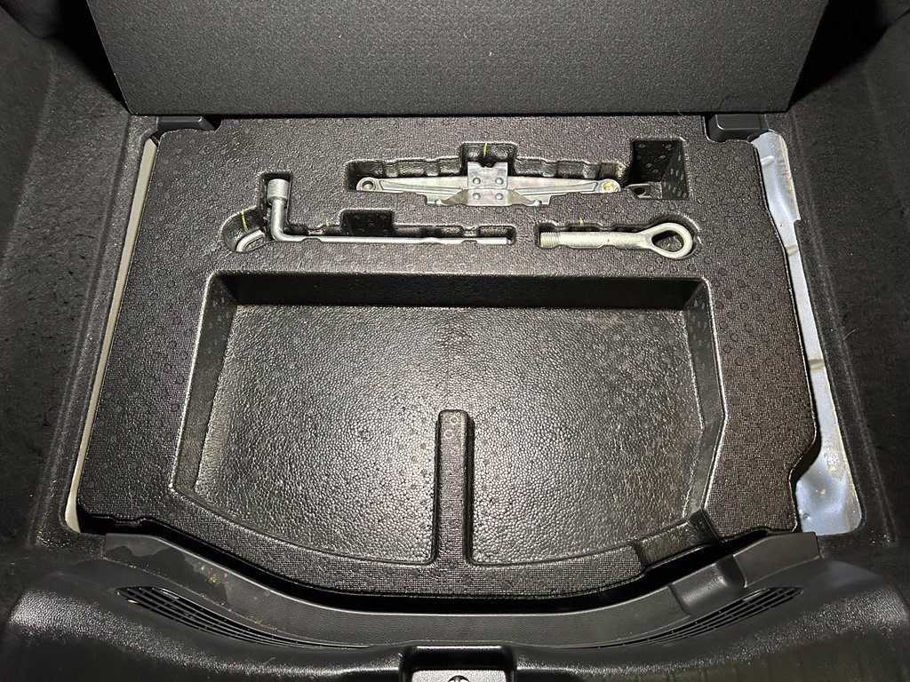 Used 2018 Honda Fit Sport image 12