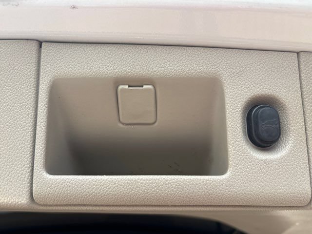 Used 2016 GMC Yukon Denali RWD image 14