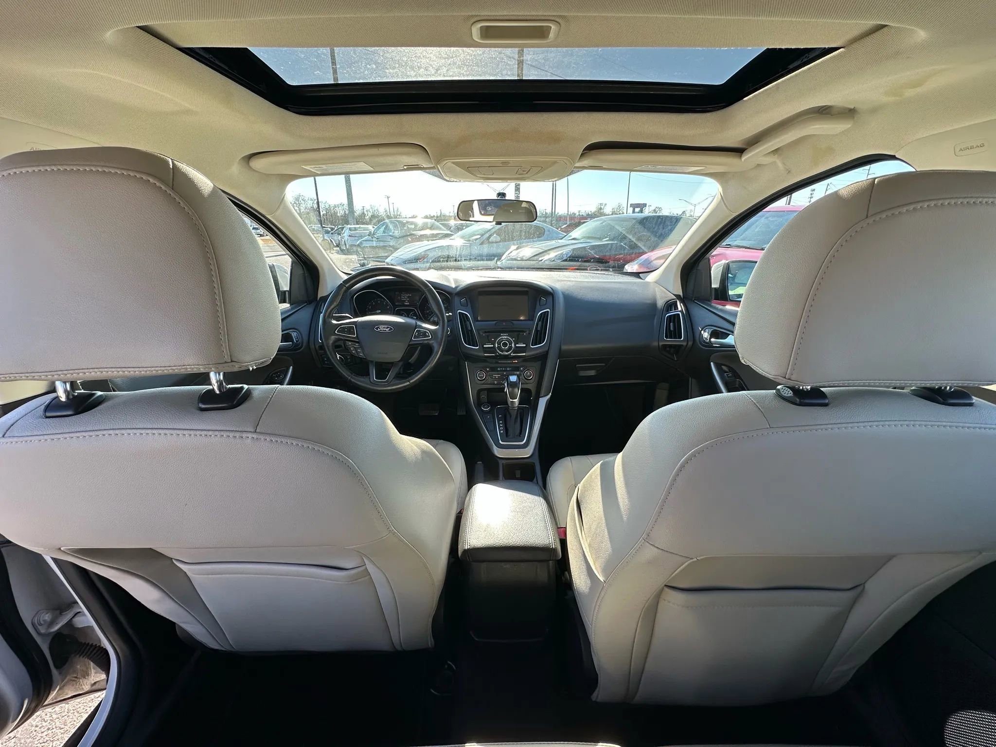 Used 2017 Ford Focus Titanium image 15