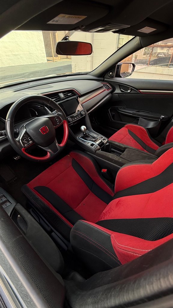 Used 2017 Honda Civic Type R image 37