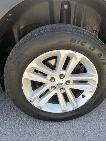 Used 2012 Ford Explorer XLT AWD/4WD image 19