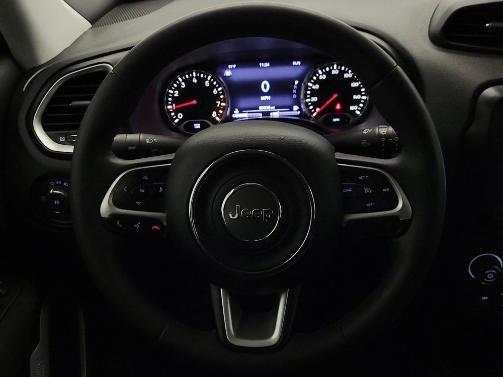 Used 2021 Jeep Renegade Latitude image 22