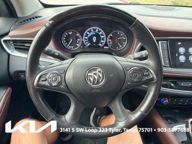 Used 2018 Buick Enclave Avenir w/ Avenir Technology Package FWD image 18