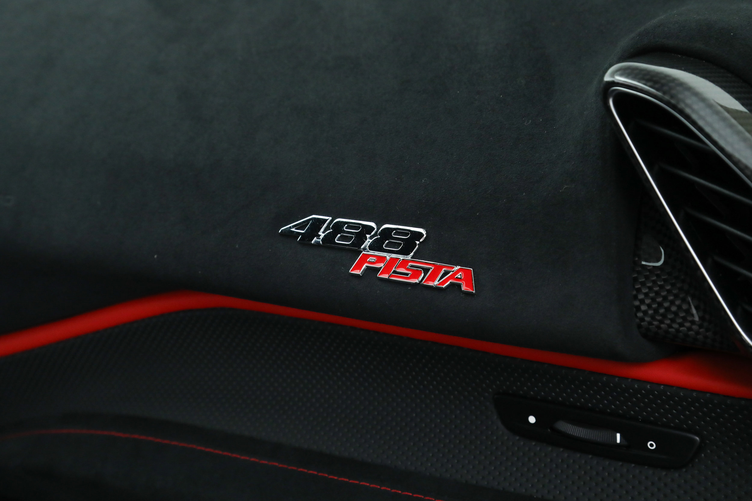 Certified 2020 Ferrari 488 Pista Coupe image 21