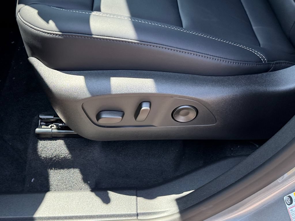 New 2026 GMC Acadia Elevation w/ Black Edition FWD image 12