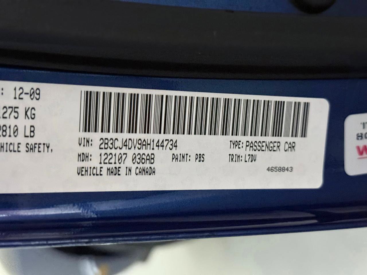 Used 2010 Dodge Challenger SE image 31