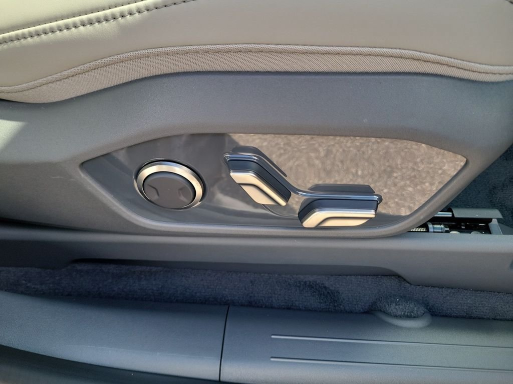 New 2026 Kia EV9 Land AWD/4WD image 9