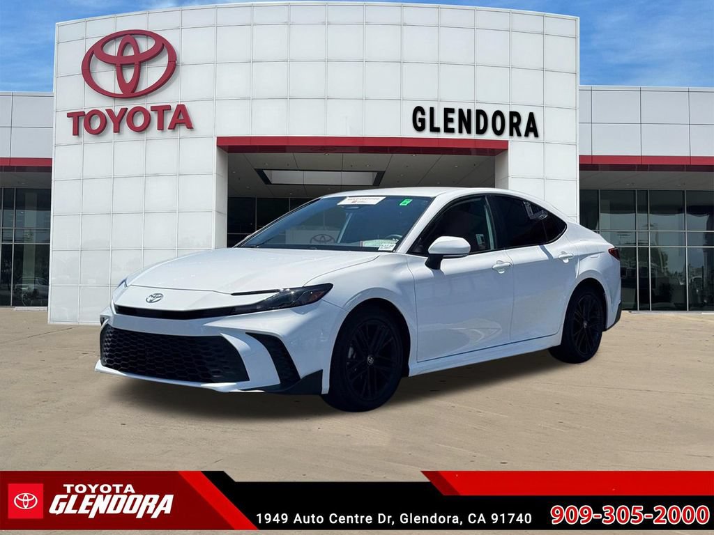 Certified 2025 Toyota Camry SE FWD image 5