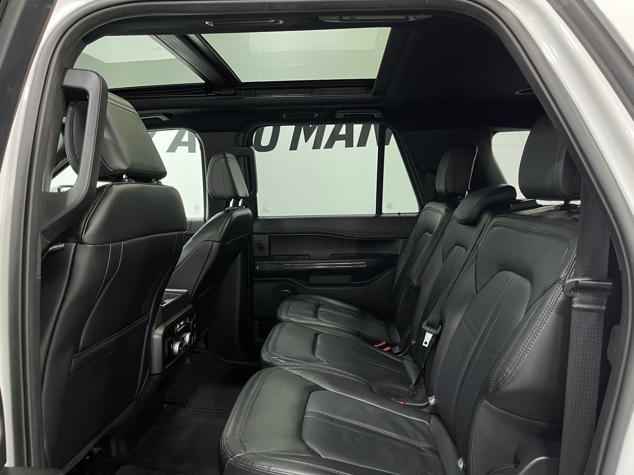 Used 2021 Ford Expedition Max Limited AWD/4WD image 30