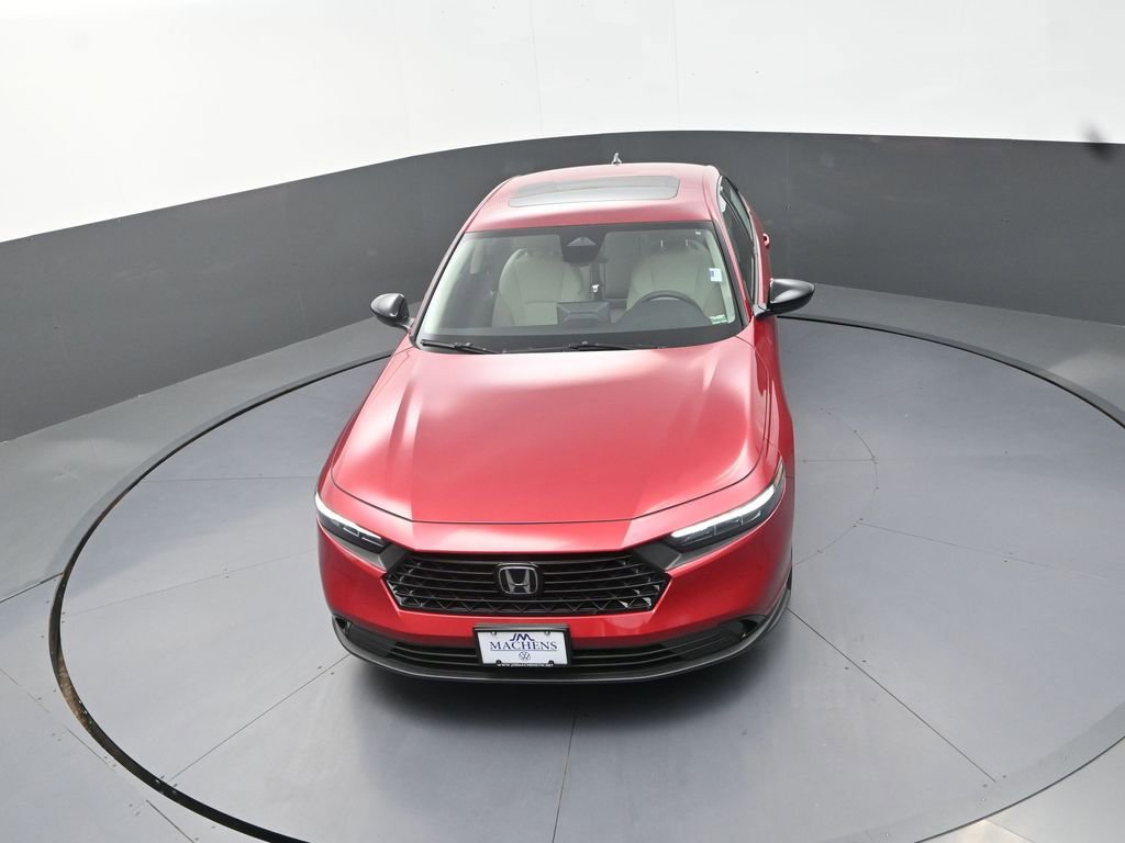 Used 2025 Honda Accord SE image 14