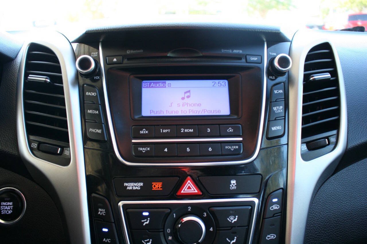 Used 2013 Hyundai Elantra GT w/ Touch & Go Pkg FWD image 20