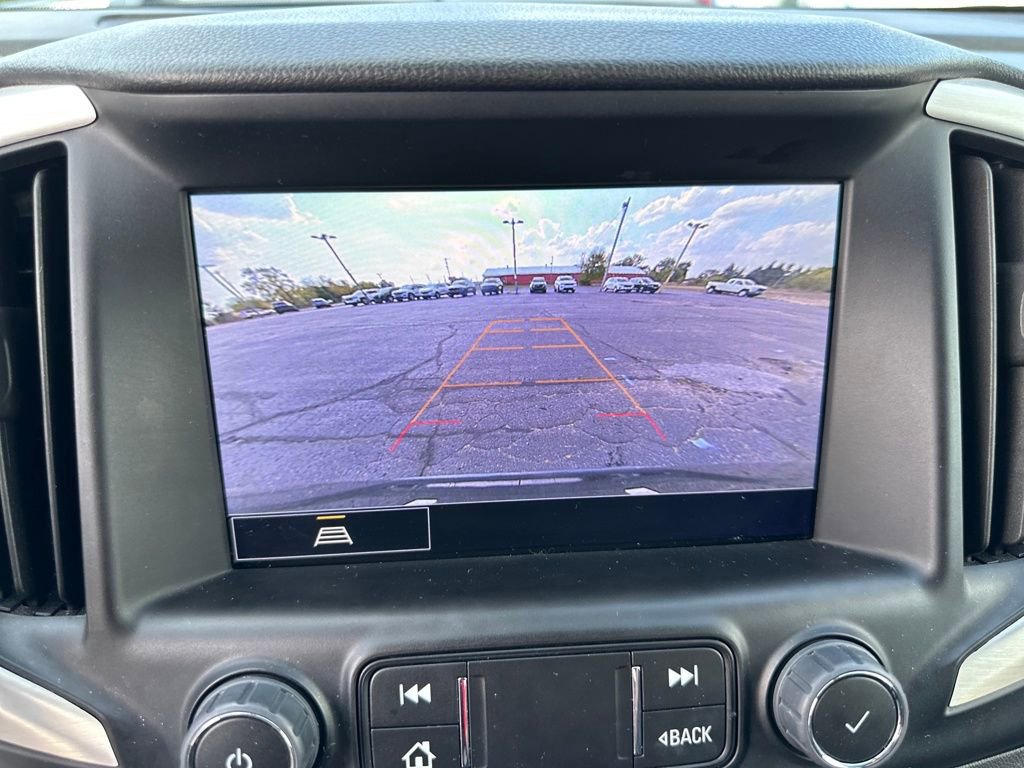 Used 2024 GMC Terrain SLT image 22