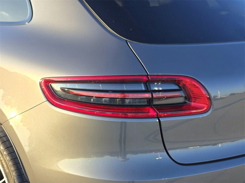 Used 2018 Porsche Macan S image 6