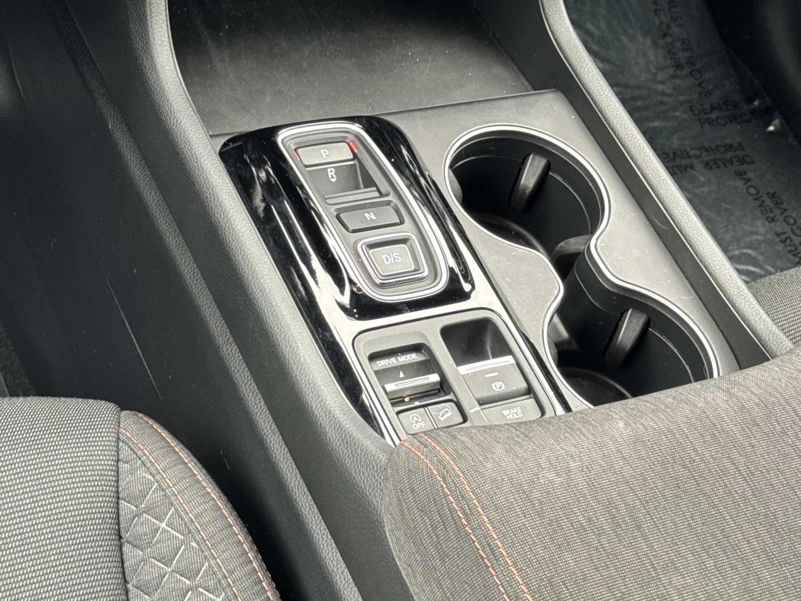 Used 2025 Honda Pilot Sport image 5
