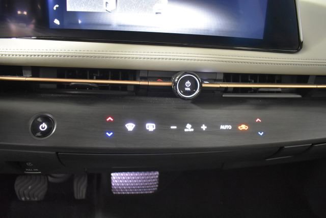 Certified 2024 Nissan Ariya AWD image 25