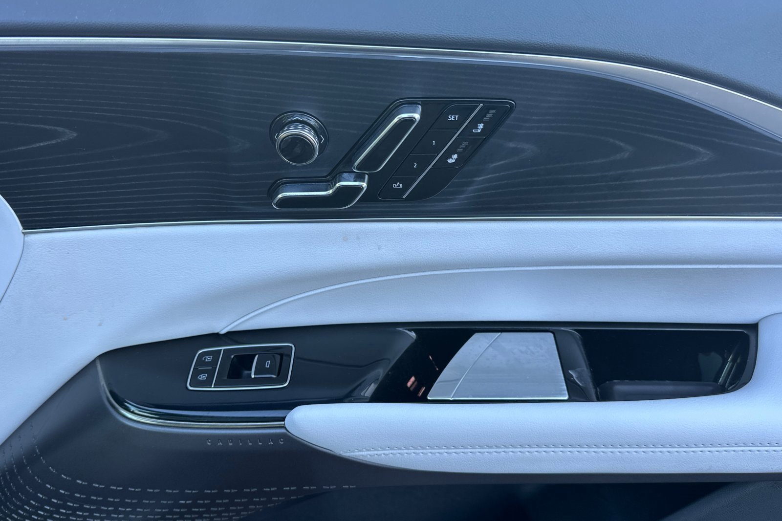 Certified 2025 Cadillac Lyriq Luxury image 20