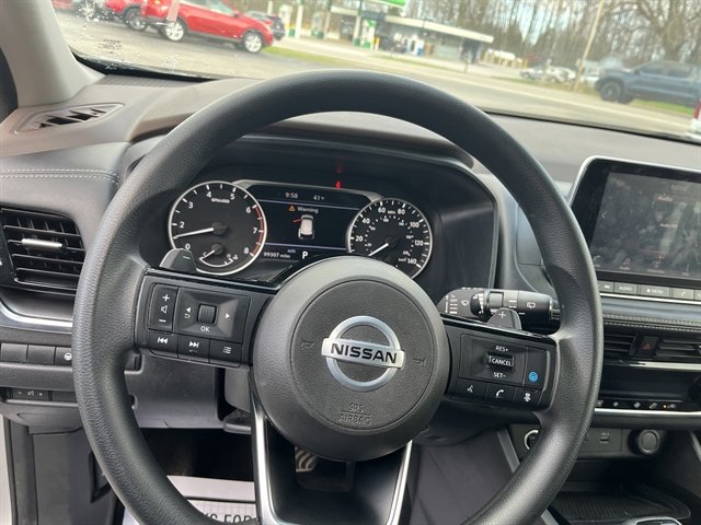 Used 2021 Nissan Rogue SV AWD/4WD image 21