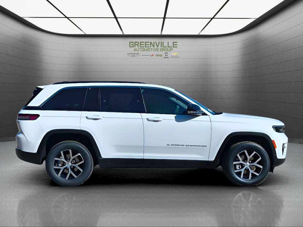 New 2025 Jeep Grand Cherokee Limited w/ Trailer Tow Package image 9