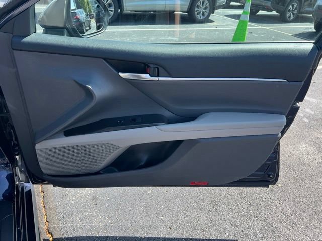 Used 2022 Toyota Camry SE w/ Audio Upgrade Package FWD image 31