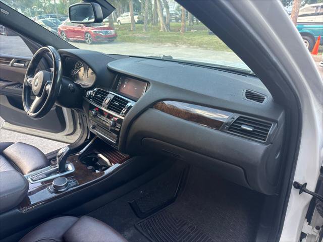 Used 2017 BMW X4 xDrive28i image 18