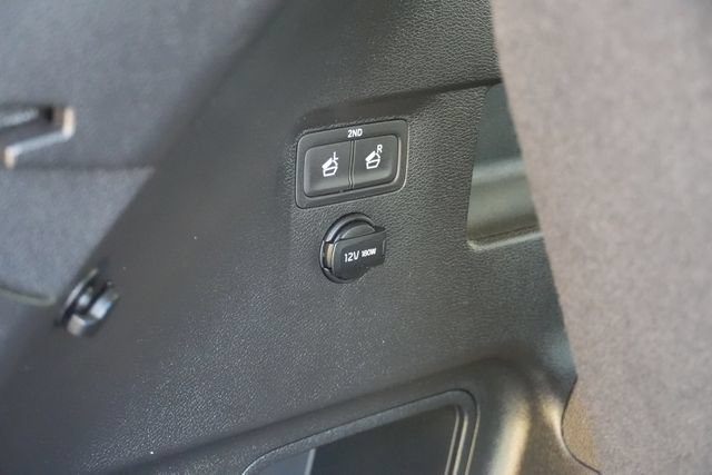 Used 2025 Kia Telluride S FWD image 11