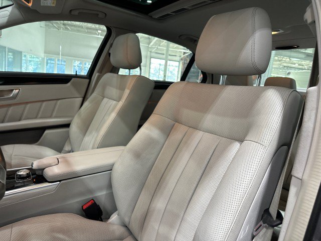 Used 2014 Mercedes-Benz E 550 4MATIC Sedan w/ Premium 1 Package image 45