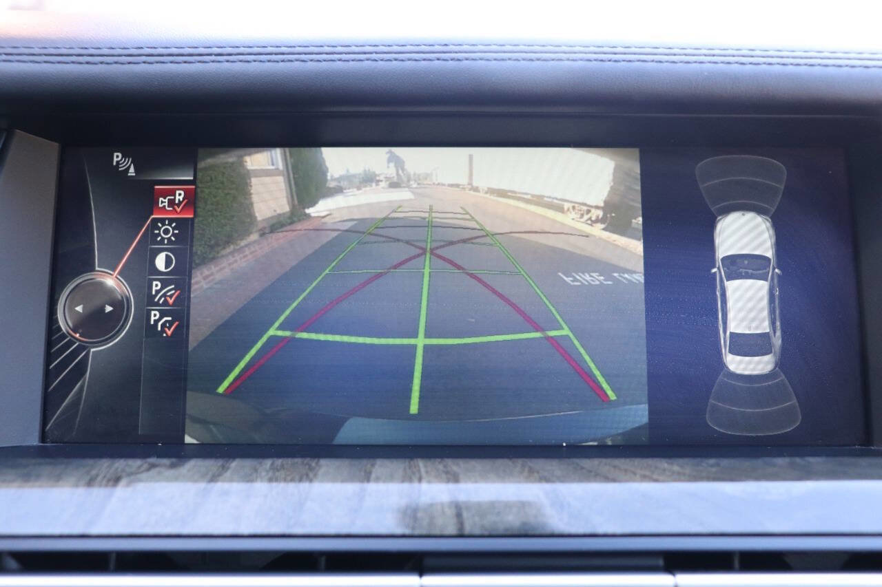 Used 2013 BMW 750Li image 23