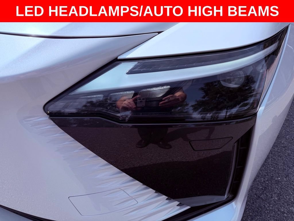 Certified 2025 Lexus RZ 300e w/ Accessory Package (Z1) FWD image 10