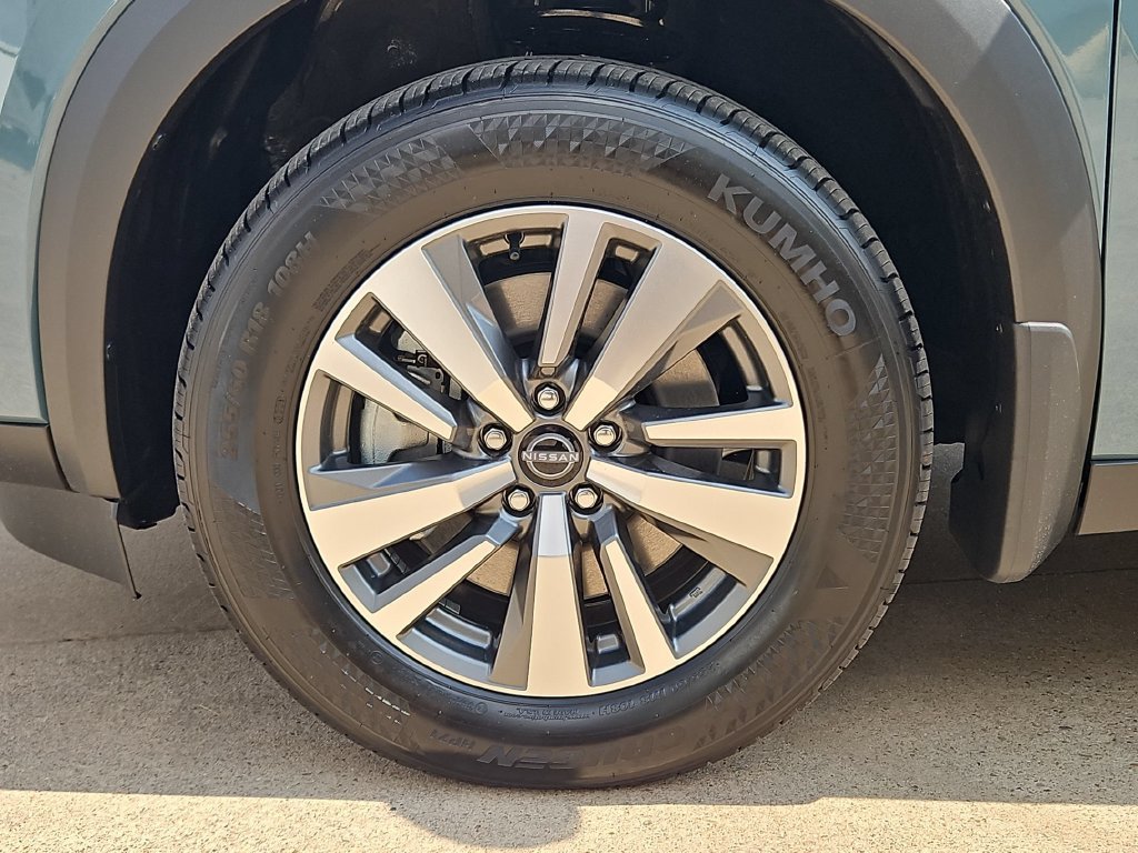 New 2026 Nissan Pathfinder SL FWD image 27