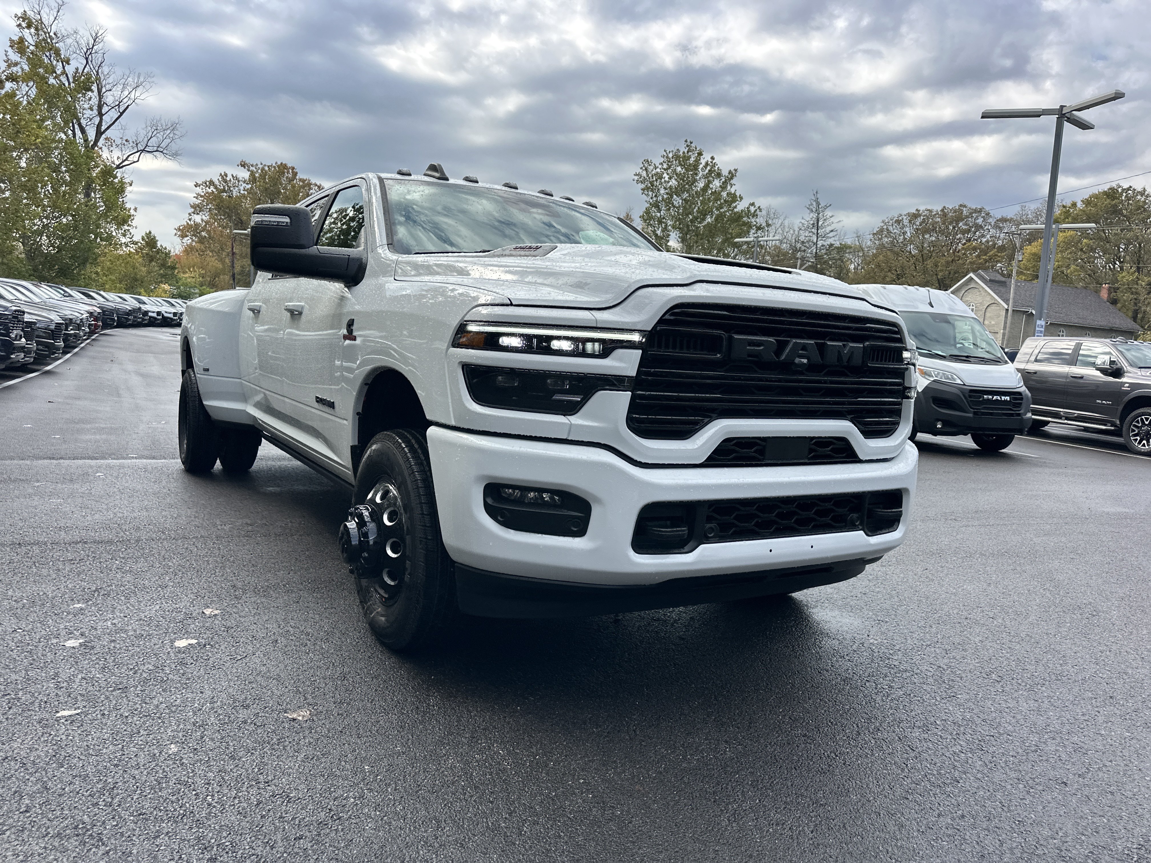 New 2027 RAM 3500 Laramie AWD/4WD image 22