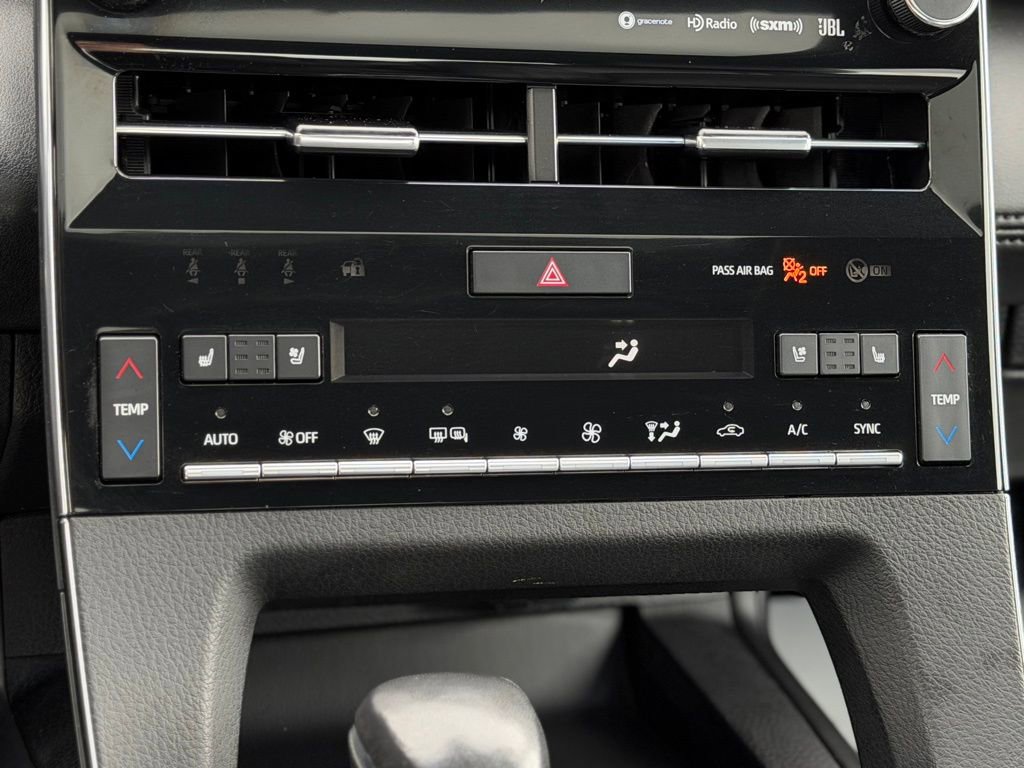 Used 2022 Toyota Avalon Limited w/ Advanced Safety Package FWD image 15