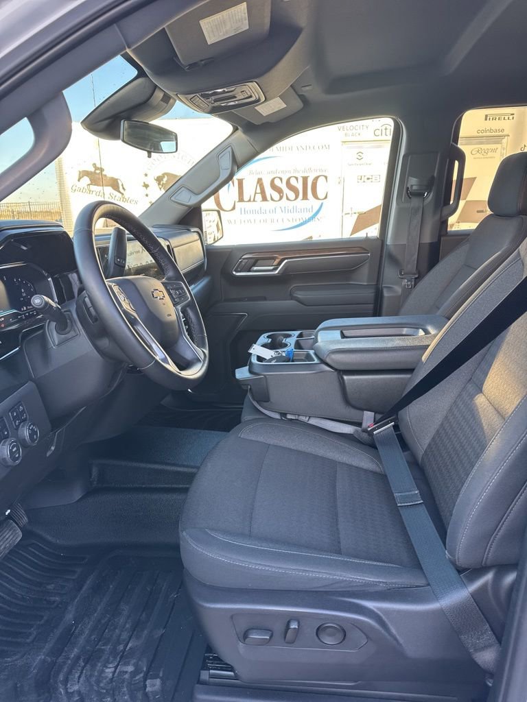 Used 2025 Chevrolet Silverado 1500 LT w/ Safety Package image 14
