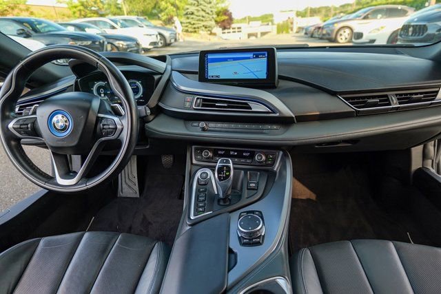 Used 2016 BMW i8 image 24