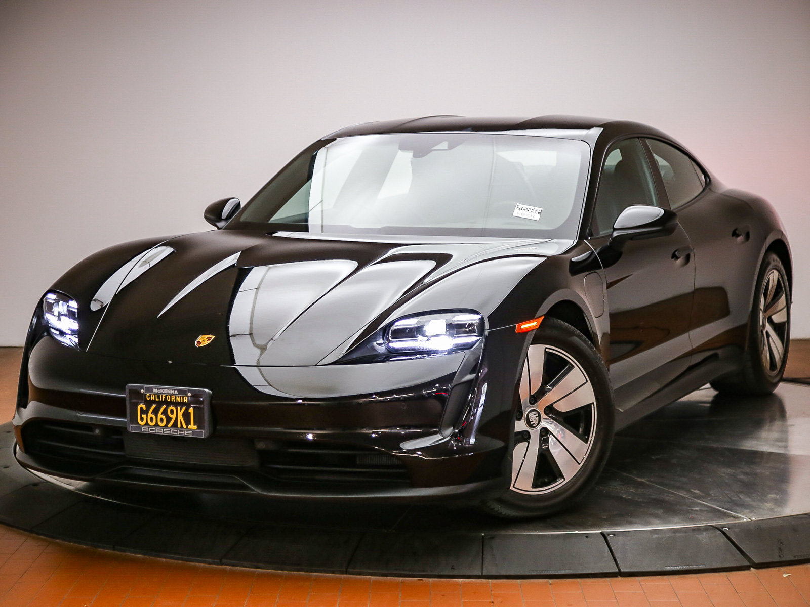 Certified 2023 Porsche Taycan RWD image 1