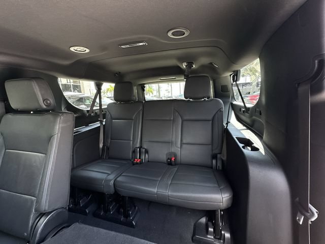 Certified 2025 Chevrolet Suburban LT w/ Comfort Package RWD image 32