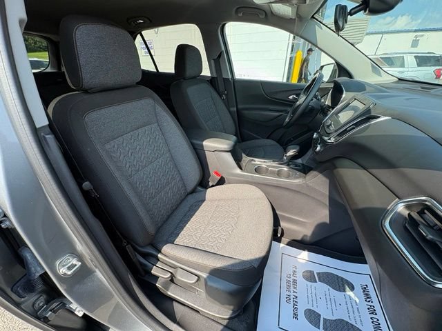 Used 2024 Chevrolet Equinox LT w/ Driver Convenience Package AWD/4WD image 24