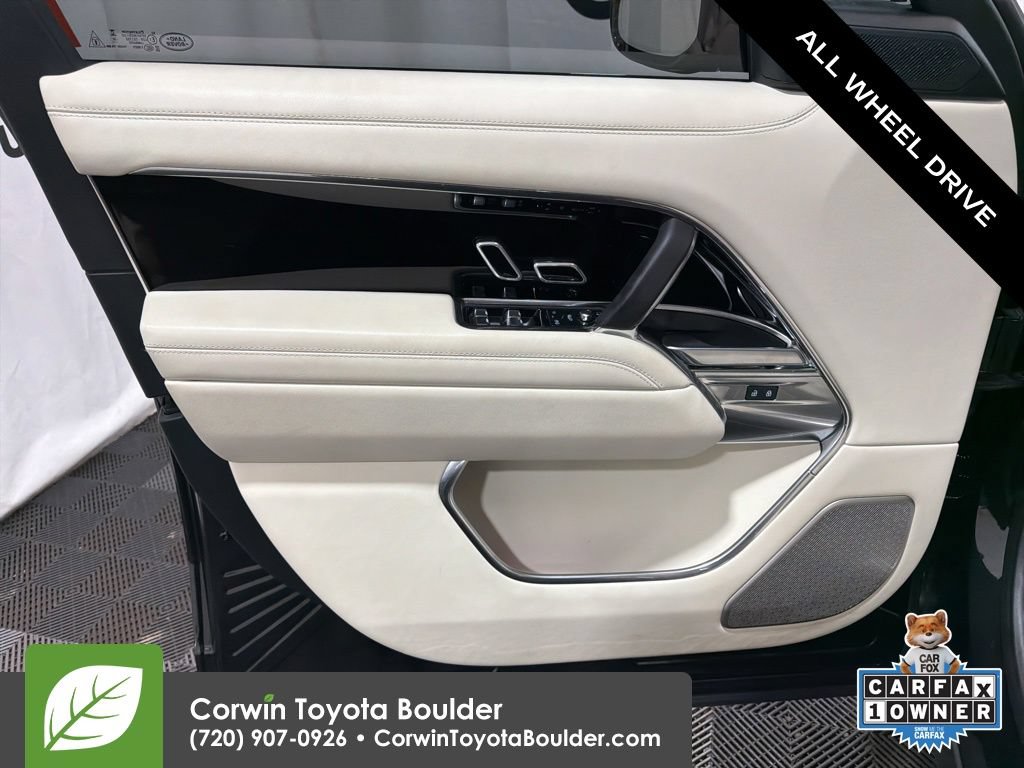 Used 2025 Land Rover Range Rover Autobiography AWD/4WD image 23
