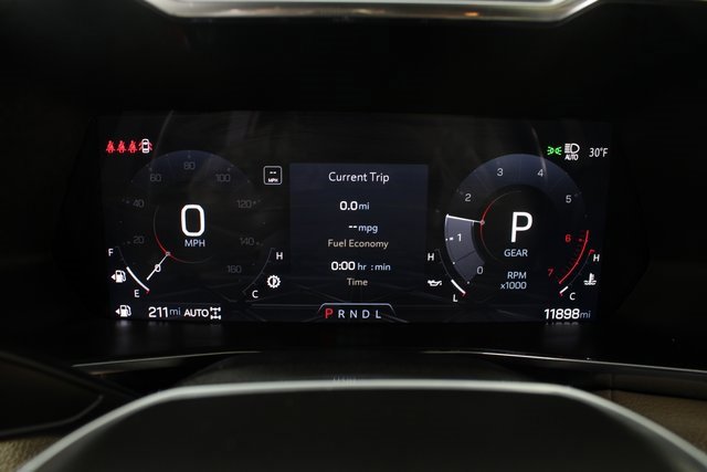 Used 2024 GMC Canyon Denali image 13