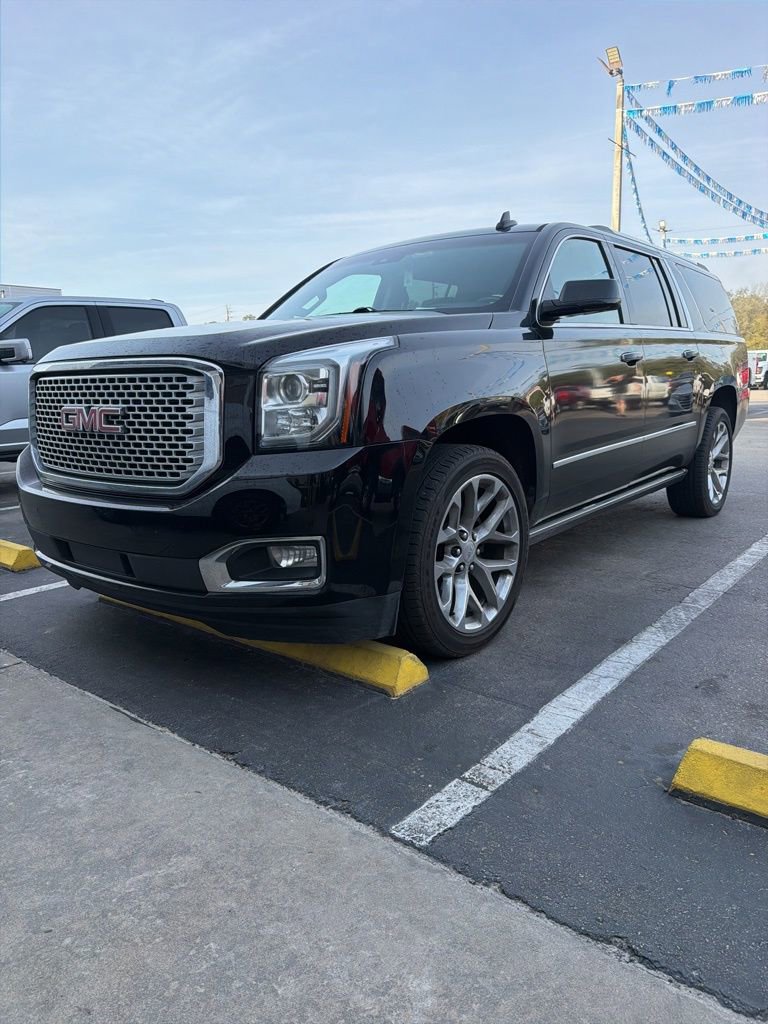 Used 2017 GMC Yukon XL Denali w/ Open Road Package image 1