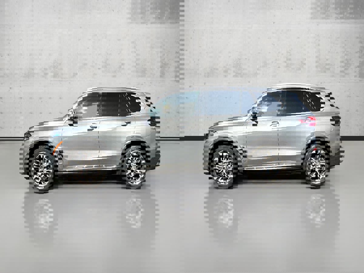 Used 2024 BMW X5 xDrive40i image 4