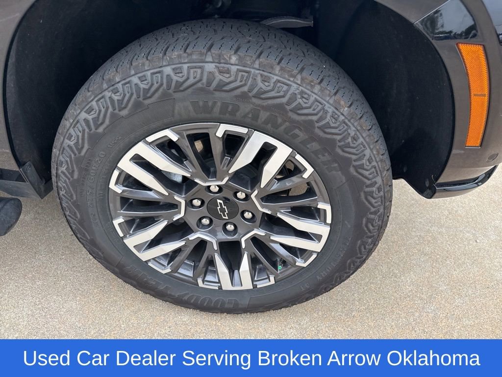 Used 2026 Chevrolet Tahoe Z71 w/ Comfort Package AWD/4WD image 6