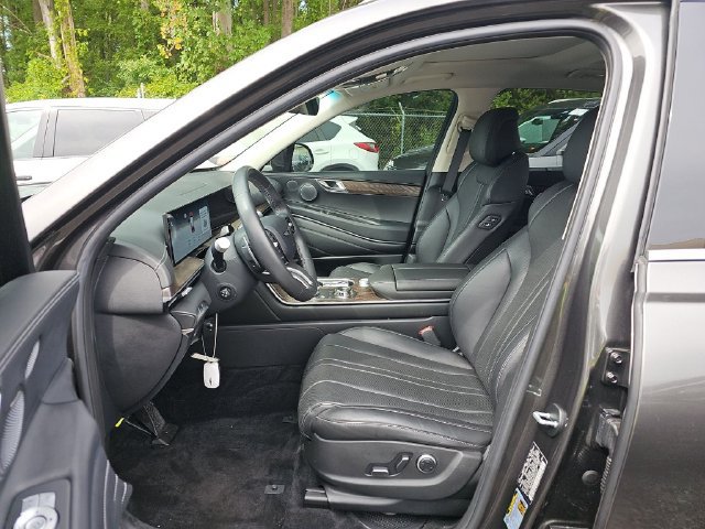Used 2025 Genesis GV80 2.5T Advanced AWD/4WD image 9