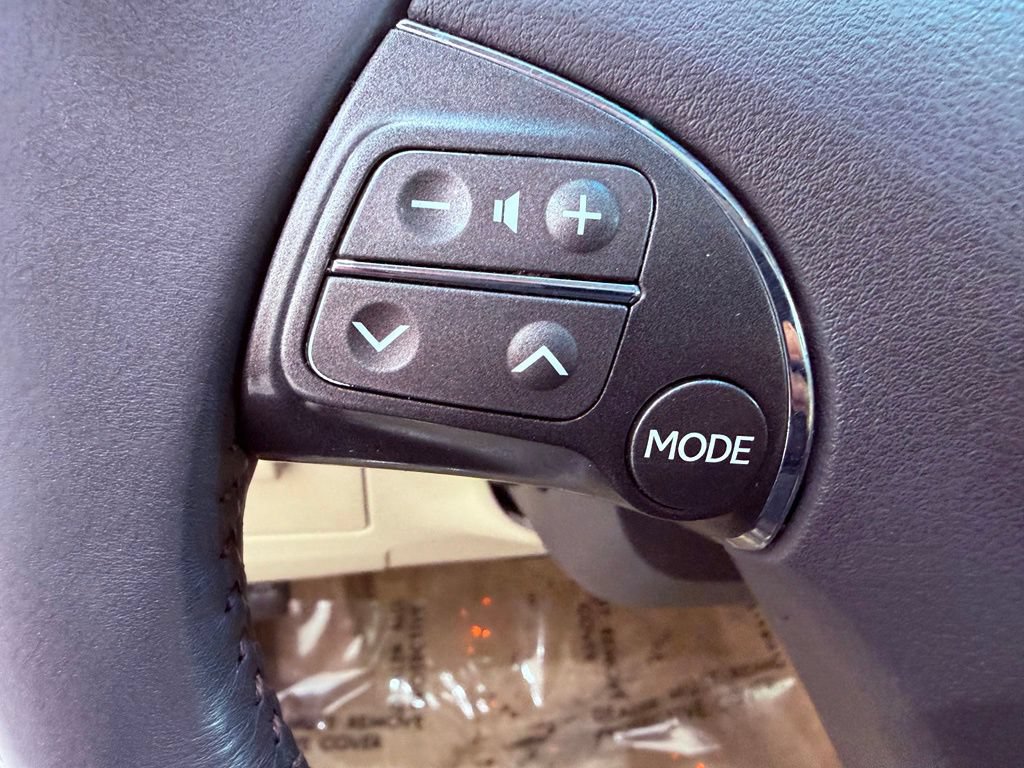 Used 2010 Lexus ES 350 w/ Preferred Accessory Package FWD image 21